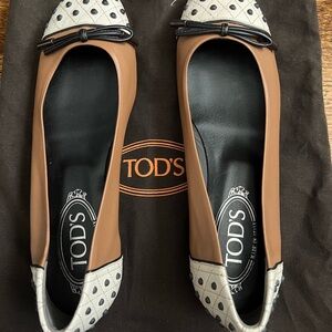 Tod's Brown and White Women's Flats